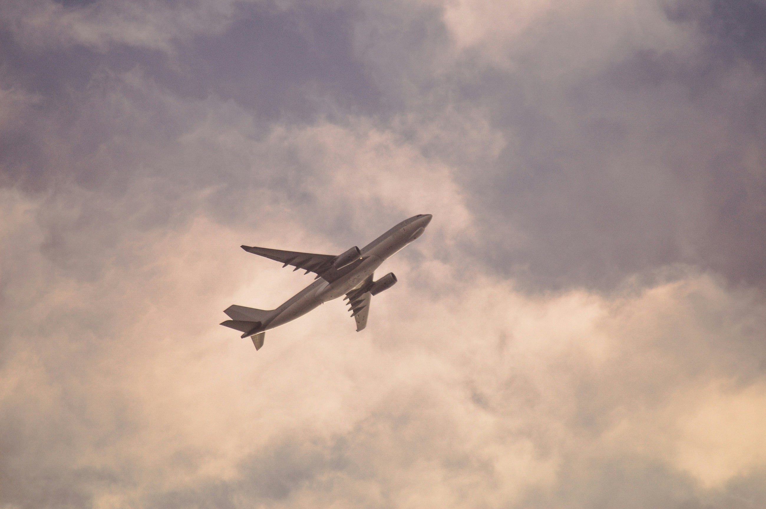 Was darf nicht in den Koffer beim Fliegen?